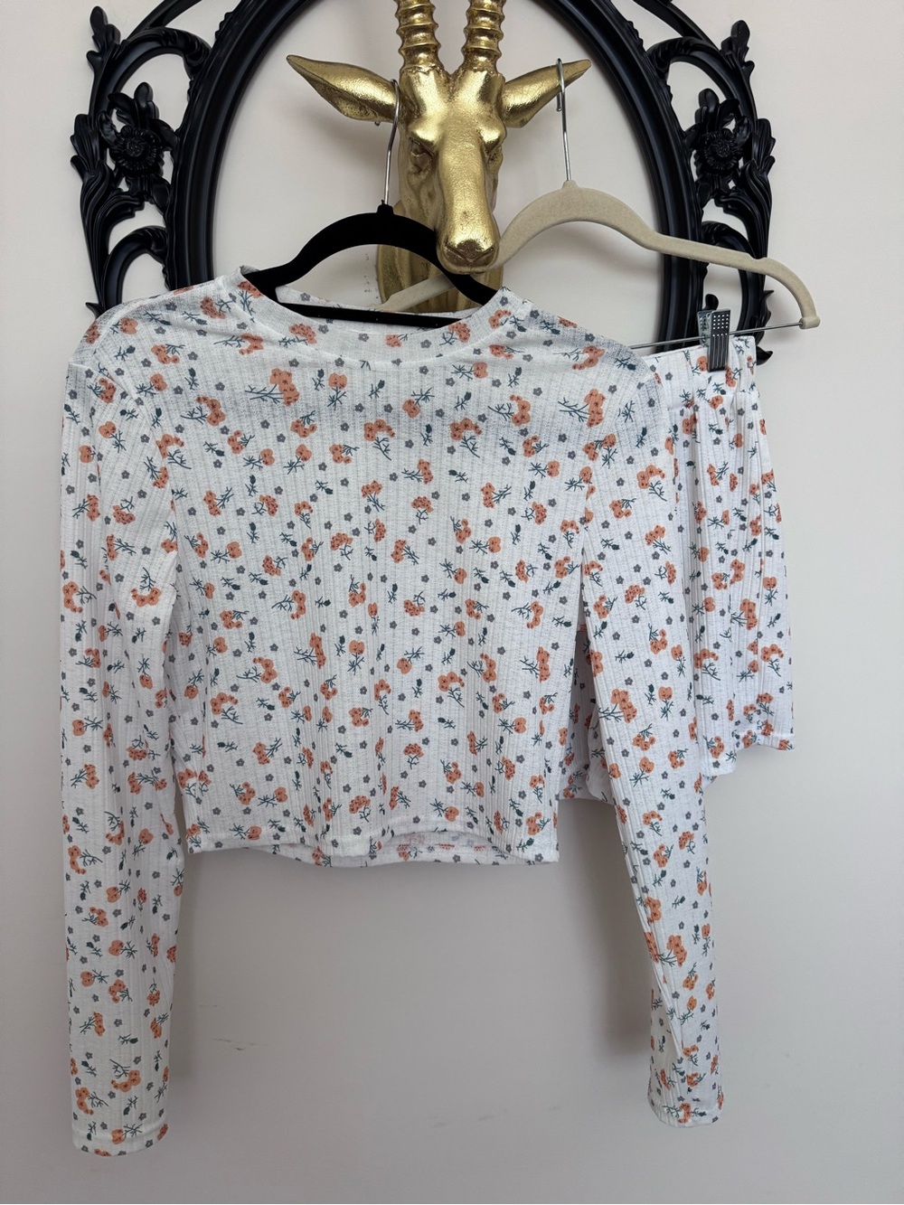 White Long-Sleeve Ribbed Top and Shorts Pajamas Set with Peach Floral Print
